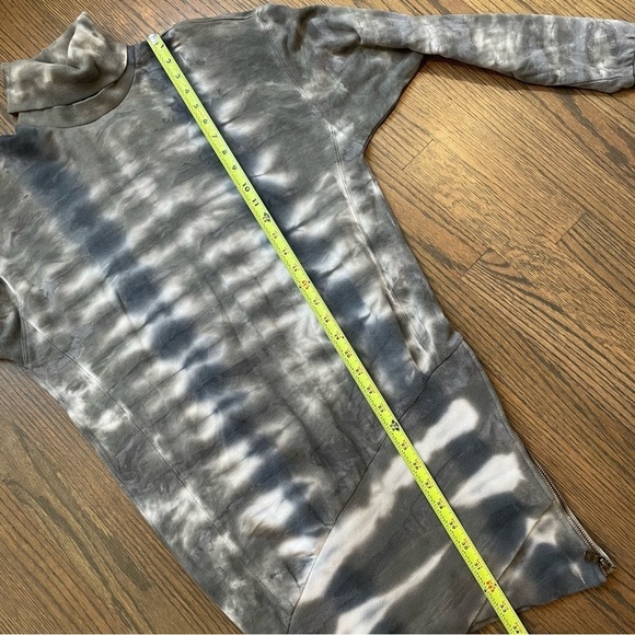 Young Fabulous & Broke Asymmetric Tie Dye Turtleneck Dress Small - Picture 9 of 13